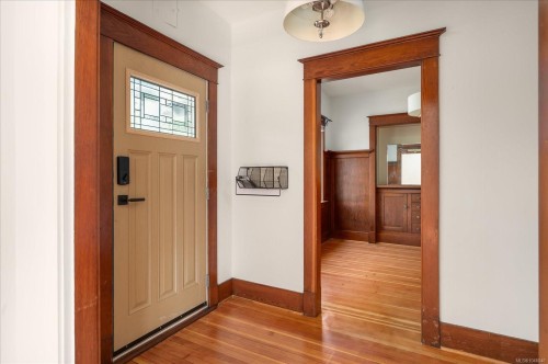 733 Fitzwilliam St, Nanaimo, BC 