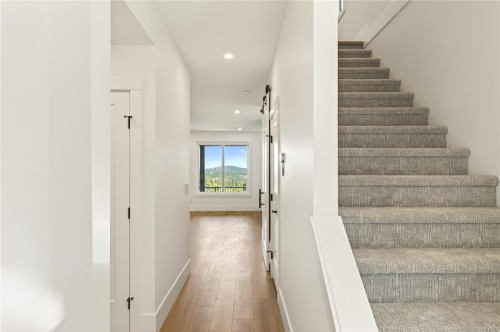 #102-2302 Arbot Rd, Nanaimo, BC 