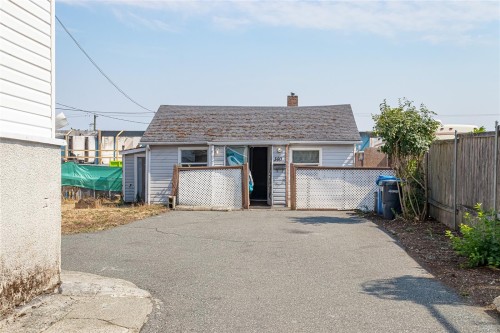 138 Strickland St, Nanaimo, BC 