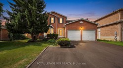 18 Mccabe Crescent Caledon, ON L7E 5W9