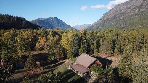 1896 St. Mary Lake Road, Kimberley, BC 