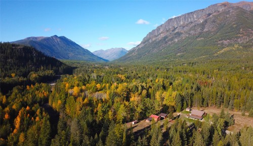 1896 St. Mary Lake Road, Kimberley, BC 