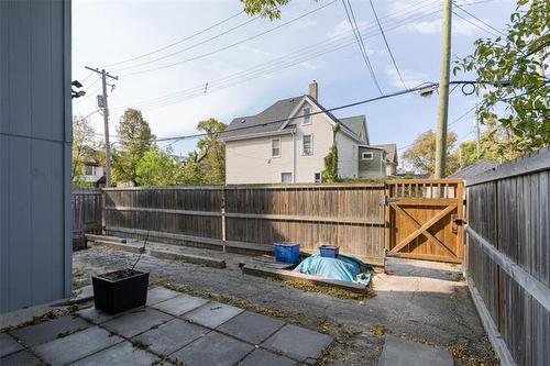 88 Maryland St, Winnipeg, MB 