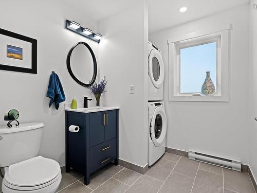 16 Compass Cove Court, Fox Point, NS 