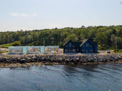 16 Compass Cove Court, Fox Point, NS 