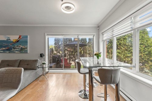 Salle à manger - 102-153 Av. Winthrop, Pointe-Claire, QC 