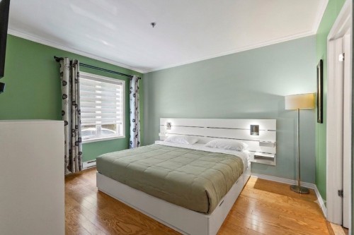 Chambre à coucher principale - 102-153 Av. Winthrop, Pointe-Claire, QC 