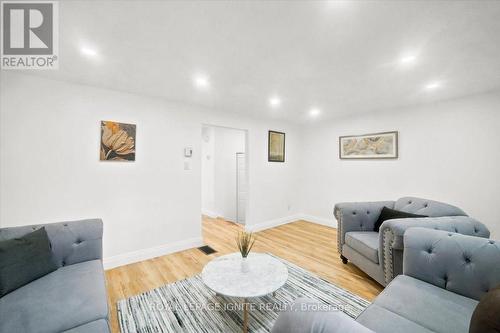 6 Upton Crescent, Guelph, ON 