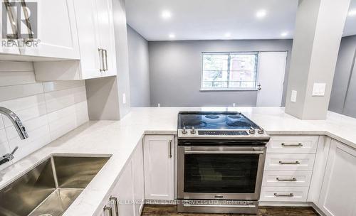 203 - 15 ELIZABETH STREET N , Mississauga, Ontario L5G 2Z3 5