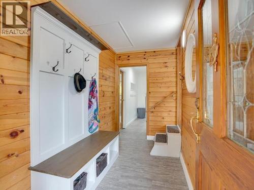 5366 Manson Ave, Powell River, BC 