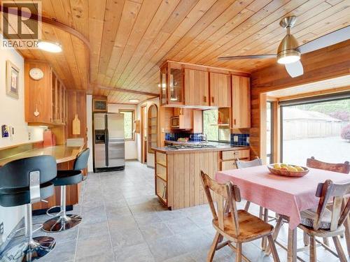 5366 Manson Ave, Powell River, BC 