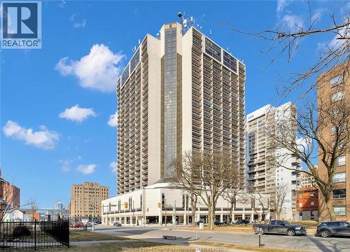 150 PARK West Unit# 816  Windsor, ON N9A 7A2