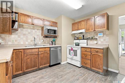 1810 Cairns Avenue, Saskatoon, SK 