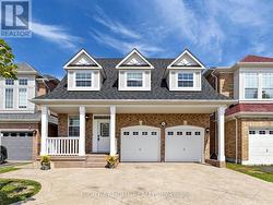 5817 WHITEHORN AVENUE  Mississauga, ON L5V 2W6