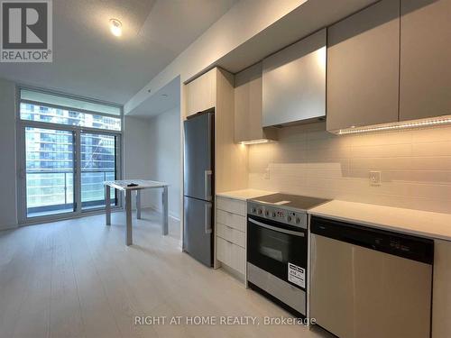 3003 - 30 GIBBS ROAD , Toronto, Ontario M9B 6L6 3