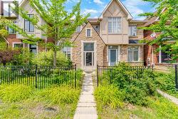 3555 EGLINTON AVENUE W  Mississauga, ON L5M 7T3