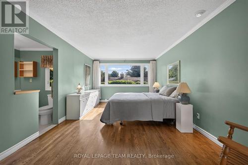 2713 Dupont Street, Ottawa, ON 