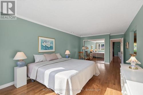 2713 Dupont Street, Ottawa, ON 