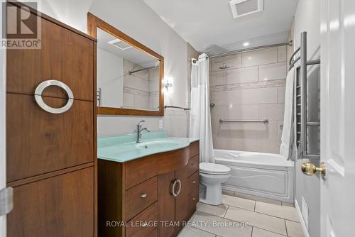 2713 Dupont Street, Ottawa, ON 