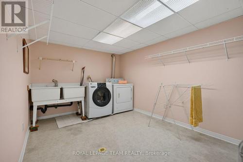 2713 Dupont Street, Ottawa, ON 