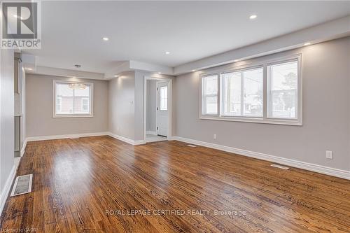 54 Duncombe Drive, Hamilton, ON 