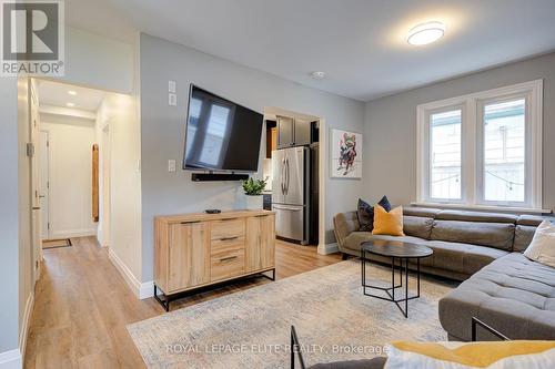 24 Stahl Avenue, Kitchener, ON 