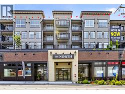 4 22348 NORTH AVENUE  Maple Ridge, BC V2X 9C8