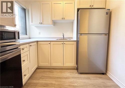 Unit #2 - Residential 1 bedroom - 76 Wentworth Street S, Hamilton, ON 