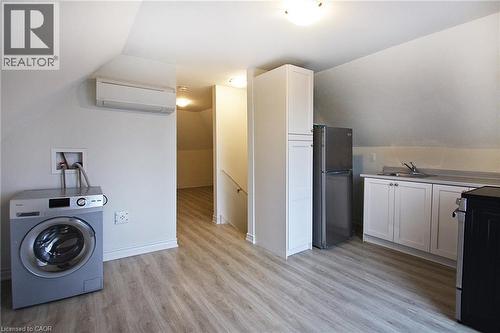 Unit #3 - Residential Studio apartment - 76 Wentworth Street S, Hamilton, ON 