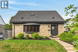 151 HIXON Road  Hamilton, ON L8K 2C3
