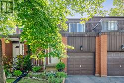 28 - 750 BURNHAMTHORPE ROAD E  Mississauga, ON L4Y 2X3