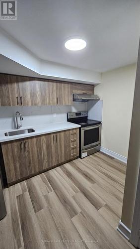 BASEMENT - 102 BUNCHBERRY WAY , Brampton, Ontario L6R 2E8 5