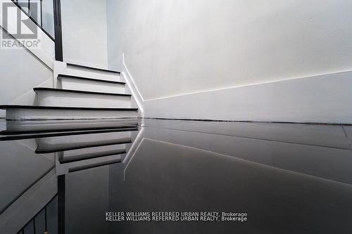 UPPER - 1182 OSSINGTON AVENUE , Toronto, Ontario M6G 3W1 3