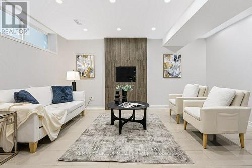 331 Maplehurst Avenue, Toronto, ON 