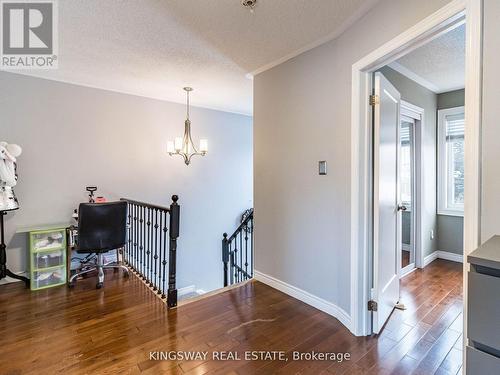 570 Enfield Road, Burlington, ON 