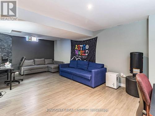 570 Enfield Road, Burlington, ON 