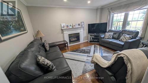 65 TIMBER LANE , Vaughan, Ontario L4L 3J6 5
