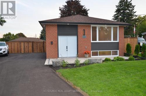 23 SUNSET ROAD  Clarington, ON L1C 2E5
