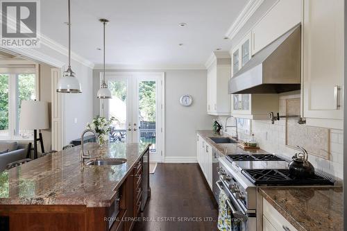 4 Springbrook Gardens, Toronto, ON 