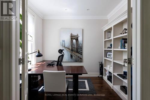 4 Springbrook Gardens, Toronto, ON 