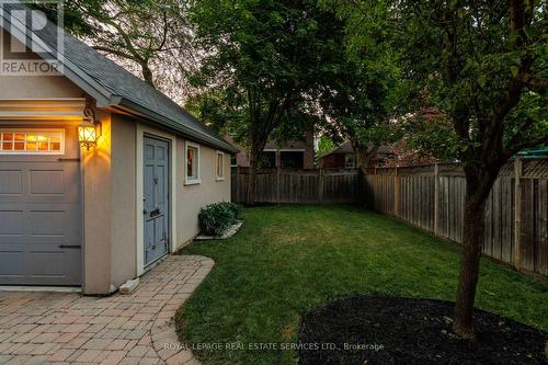 4 Springbrook Gardens, Toronto, ON 