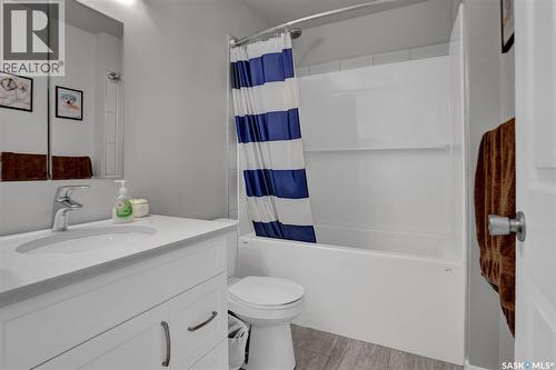 1214 Devonshire Drive N, Regina, SK 