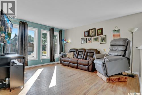 1214 Devonshire Drive N, Regina, SK 