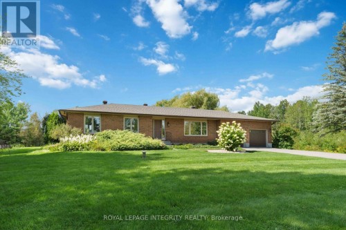 7365 Bleeks Road, Ottawa, ON 