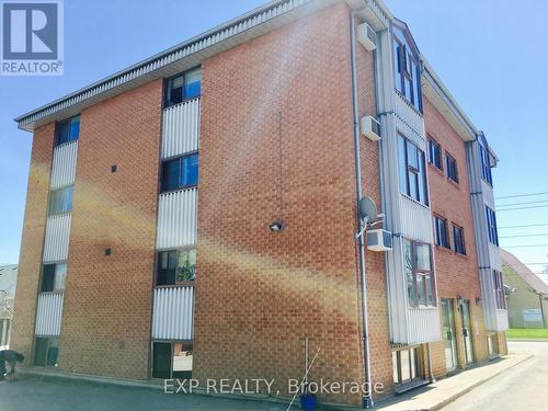 3 - 520 BLOOR STREET E , Oshawa (Lakeview), Ontario L1H 3N1 3