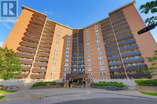 803 - 2000 Jasmine Crescent, Ottawa, ON 