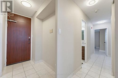 803 - 2000 Jasmine Crescent, Ottawa, ON 