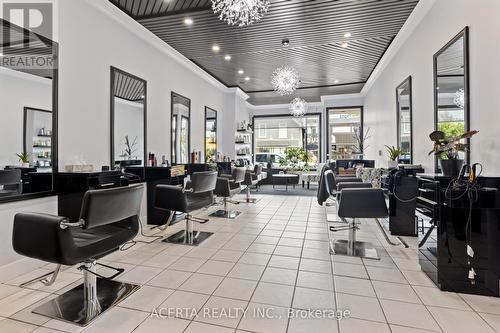 1008 Wellington Street W, Ottawa, ON 