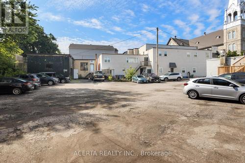 1008 Wellington Street W, Ottawa, ON 