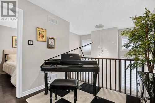 184 Mattingly Way, Ottawa, ON 